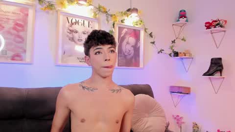 Evan voss  help me get 200 likesindependent model online show from April 19, 2026, 8:22 pm