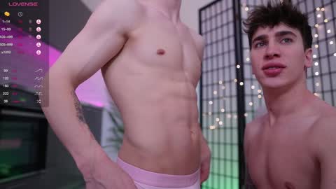 evan_white_ online show from December 8, 2024, 9:24 am