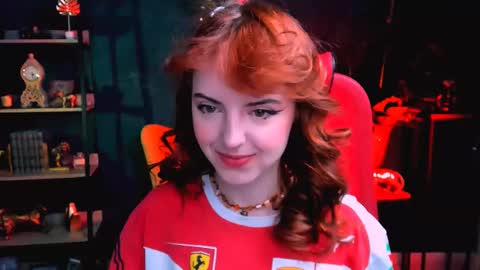 Eva  online show from February 19, 2025, 12:11 pm