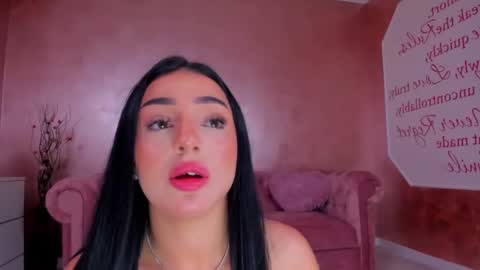 Snapshot of evanew_ chatting on February 17, 2025, 12:54 am Eva online show from February 17, 2025, 12:54 am