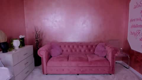 Snapshot of evanew_ chatting on February 27, 2025, 10:20 pm Eva online show from February 27, 2025, 10:20 pm