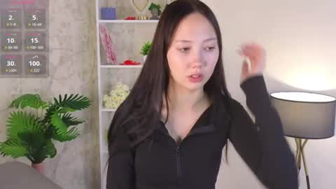 Snapshot of evangelinakovacevic chatting on July 17, 2026, 4:12 pm Hello im Lia online show from July 17, 2026, 4:12 pm