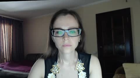 YourMistress online show from May 21, 2026, 8:43 am