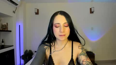 Evangeline online show from May 22, 2026, 11:43 pm