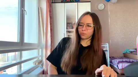 Snapshot of evangelinestiles chatting on March 22, 2026, 2:09 pm Mia online show from March 22, 2026, 2:09 pm