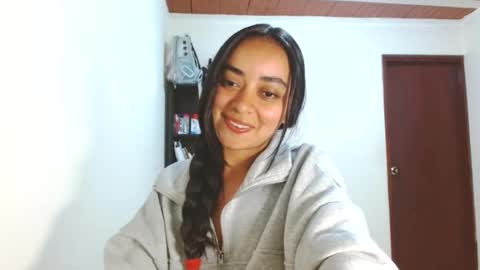 Snapshot of evangelinne_01 chatting on July 29, 2026, 4:27 pm evangelinne_01 online show from July 29, 2026, 4:27 pm