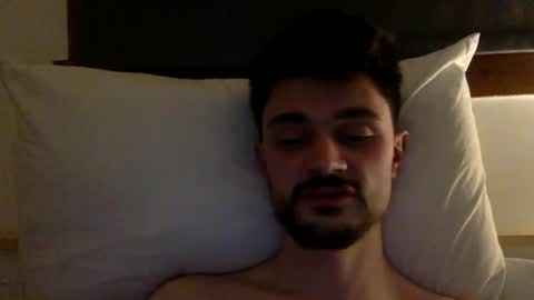 evanmacd0987 online show from February 20, 2026, 10:54 pm