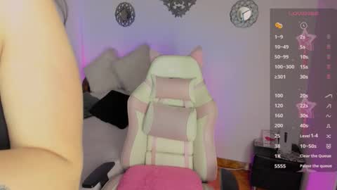 hailey online show from November 28, 2025, 5:32 am