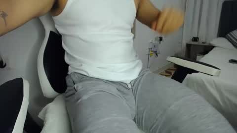 Snapshot of evans_king chatting on December 30, 2024, 2:53 am Evan online show from December 30, 2024, 2:53 am