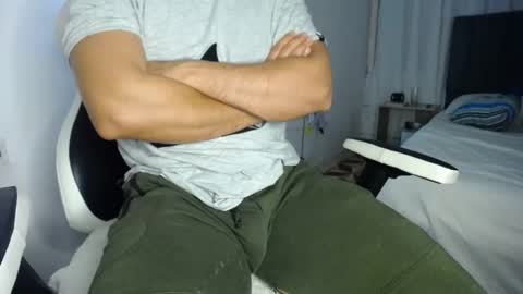 Snapshot of evans_king chatting on January 4, 2025, 8:17 am Evan online show from January 4, 2025, 8:17 am