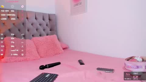 Eva Olimpo online show from October 17, 2025, 10:12 pm