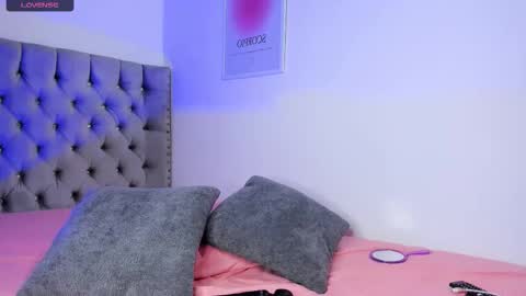 Eva Olimpo online show from March 29, 2026, 2:00 am