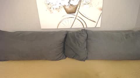 Adelina online show from September 16, 2025, 4:13 am