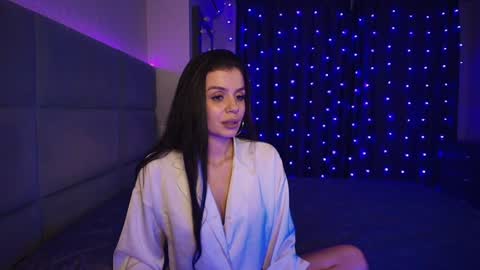 Eva online show from December 24, 2024, 4:51 pm