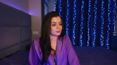 Eva online show from December 30, 2024, 8:25 pm