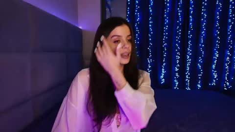 Eva online show from February 14, 2025, 8:26 pm