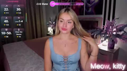 EvaRider online show from November 5, 2025, 11:43 am