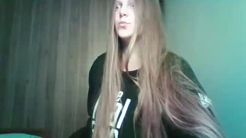 Snapshot of evasapples2026 chatting on February 3, 2026, 6:46 pm evasapples2026 online show from February 3, 2026, 6:46 pm