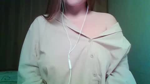 Snapshot of evasapples2026 chatting on April 9, 2026, 8:36 pm evasapples2026 online show from April 9, 2026, 8:36 pm