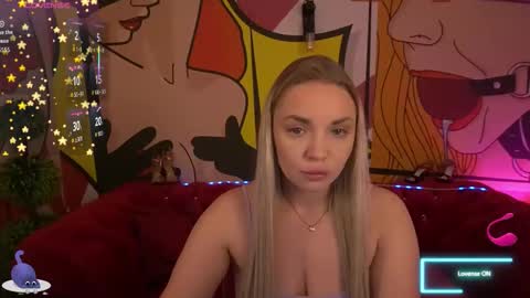 Snapshot of evasugar__ chatting on October 12, 2025, 7:57 pm Eva online show from October 12, 2025, 7:57 pm