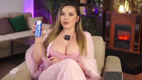 Eva online show from January 22, 2025, 9:10 pm