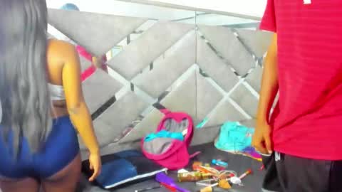 Eva And Emmanuel online show from February 26, 2026, 2:05 pm