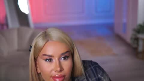 Eva online show from February 7, 2026, 9:07 pm