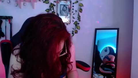 Eve Blue  friends. IG eve blue77 TW EveBlue 1 OF eveblue7 online show from March 7, 2025, 2:25 am