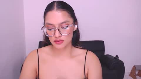 Eve Rox18 online show from December 2, 2024, 8:30 am