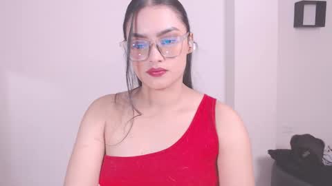 Snapshot of eve_rox18 chatting on February 2, 2026, 5:28 am Eve Rox18 online show from February 2, 2026, 5:28 am