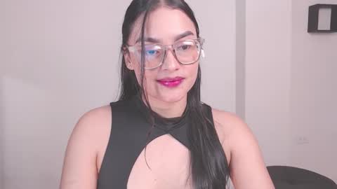Snapshot of eve_rox18 chatting on March 9, 2026, 11:42 pm Eve Rox18 online show from March 9, 2026, 11:42 pm