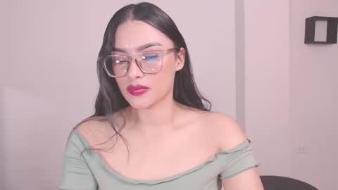 Snapshot of eve_rox18 chatting on March 15, 2026, 8:37 pm Eve Rox18 online show from March 15, 2026, 8:37 pm