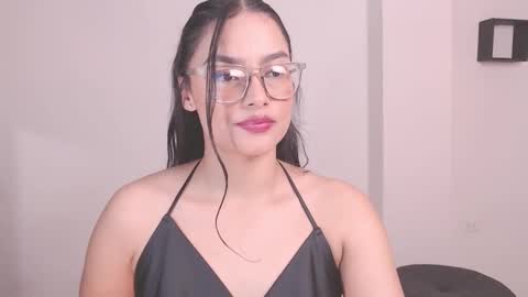 Snapshot of eve_rox18 chatting on March 22, 2026, 9:40 pm Eve Rox18 online show from March 22, 2026, 9:40 pm