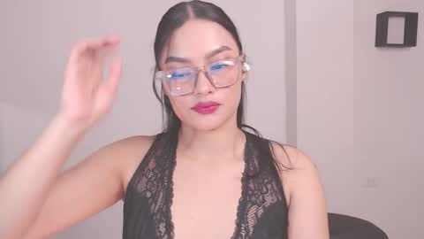 Snapshot of eve_rox18 chatting on March 29, 2026, 10:32 pm Eve Rox18 online show from March 29, 2026, 10:32 pm