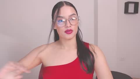 Snapshot of eve_rox18 chatting on April 3, 2026, 6:11 am Eve Rox18 online show from April 3, 2026, 6:11 am