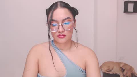 Snapshot of eve_rox18 chatting on April 7, 2026, 5:08 am Eve Rox18 online show from April 7, 2026, 5:08 am