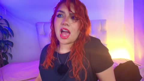 Snapshot of eve_soler chatting on April 22, 2026, 4:52 pm Martina Soler online show from April 22, 2026, 4:52 pm
