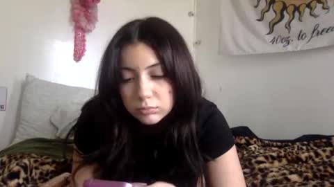 Snapshot of eveexxclusive chatting on February 5, 2026, 8:24 pm eveexxclusive online show from February 5, 2026, 8:24 pm