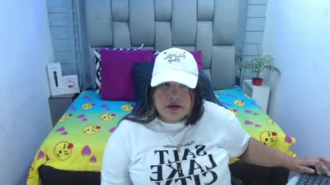 evelin zaens online show from April 5, 2026, 10:40 pm