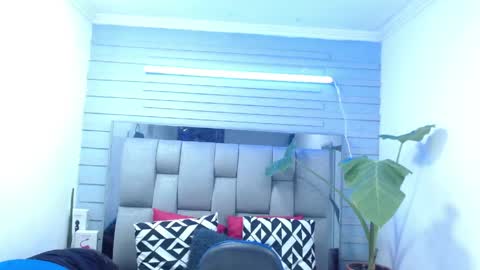 Snapshot of evelin_zaens chatting on May 5, 2026, 4:09 am evelin zaens online show from May 5, 2026, 4:09 am