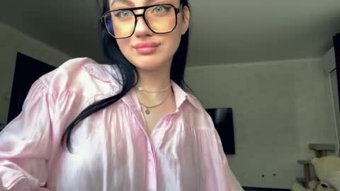 Sofia online show from February 19, 2026, 5:58 am