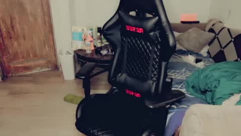 Snapshot of evelyn420521 chatting on December 26, 2024, 7:16 pm evelyn420521 online show from December 26, 2024, 7:16 pm