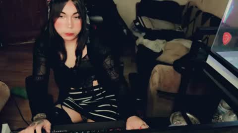 Snapshot of evelyn420521 chatting on July 17, 2026, 6:13 pm evelyn420521 online show from July 17, 2026, 6:13 pm