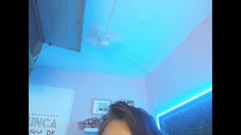 Snapshot of evelyn_mature19 chatting on February 28, 2025, 1:37 am Juliana online show from February 28, 2025, 1:37 am