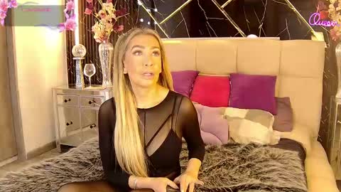 EvelynaGrey online show from April 17, 2026, 9:45 am