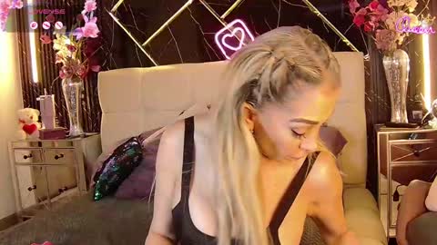 EvelynaGrey online show from May 22, 2026, 7:37 am