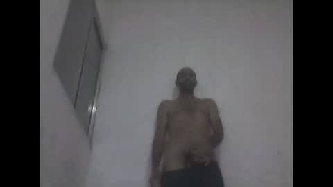 everaldosantos online show from March 11, 2025, 12:54 am