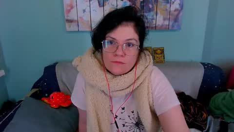 Everly online show from February 23, 2026, 2:31 am