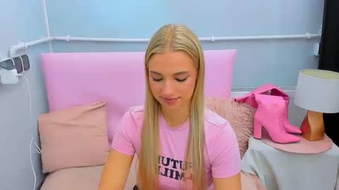 Eve online show from September 20, 2025, 3:02 pm