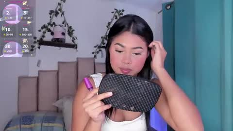 Snapshot of evieh1_ chatting on July 2, 2026, 4:35 pm Ivi Alejandra online show from July 2, 2026, 4:35 pm